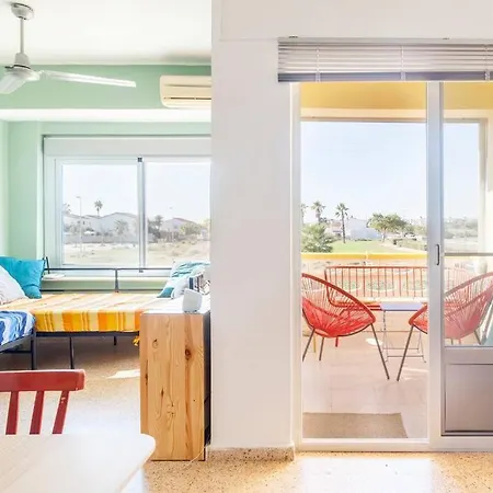 Casa Nostra On The Beach, Apartamento Almenara